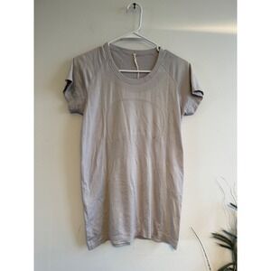 Lululemon Swiftly Tech Short Sleeve Shirt Grey Taupe Size 10 Slim Fit Running